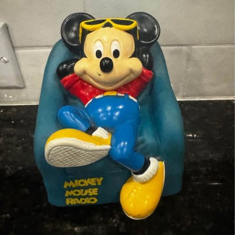 Vintage Mickey Mouse Radio